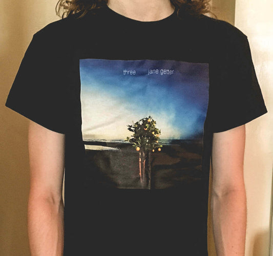 three-shirt